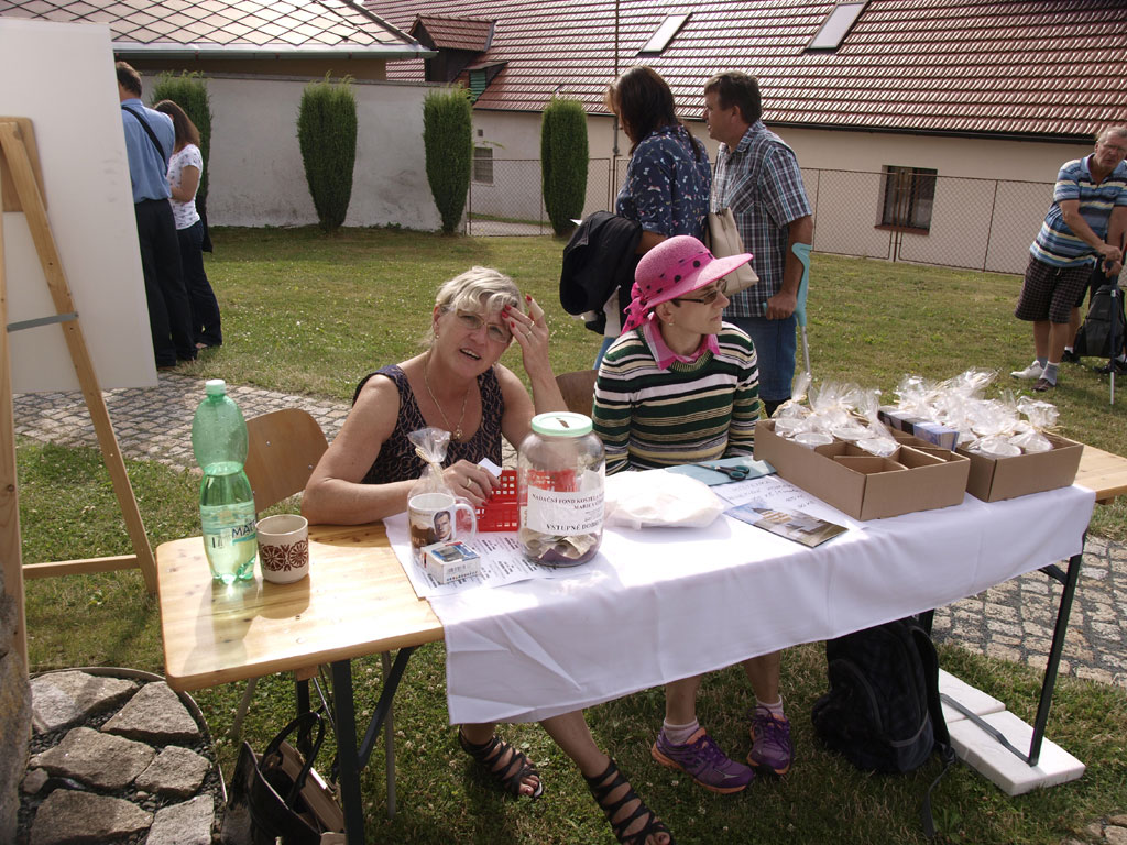Benefiční setkání — fotka 4