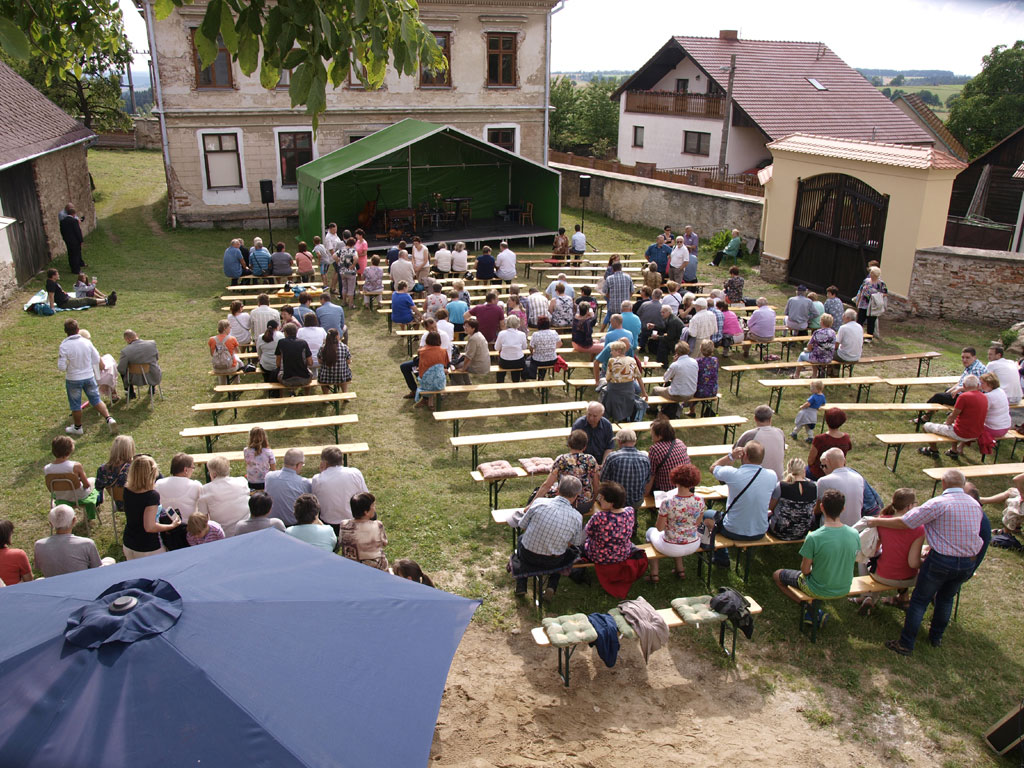 Benefiční setkání — fotka 7