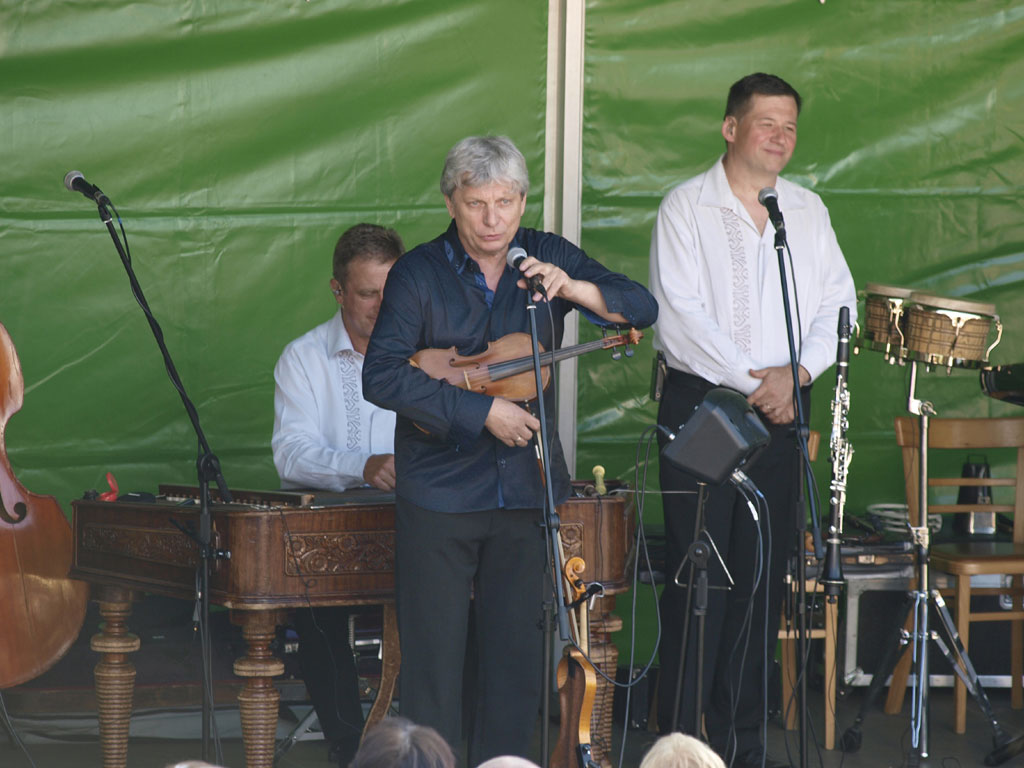 Benefiční setkání — fotka 17