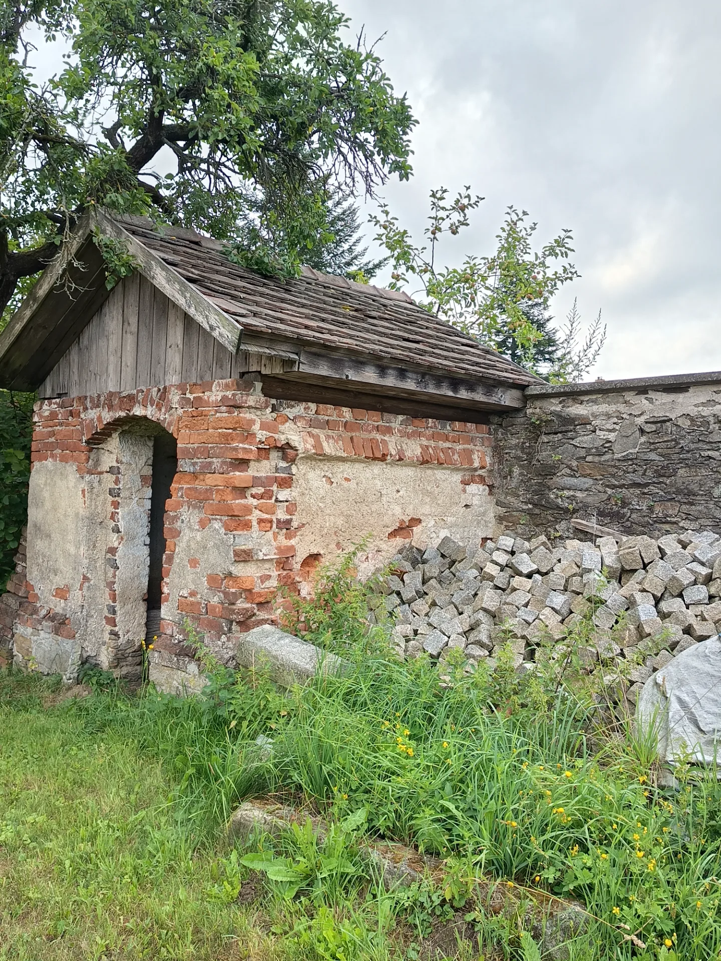 Fara a okolí — fotka 13