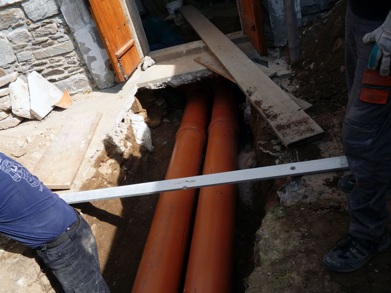 Odvodnění a oprava elektroinstalace — fotka 18