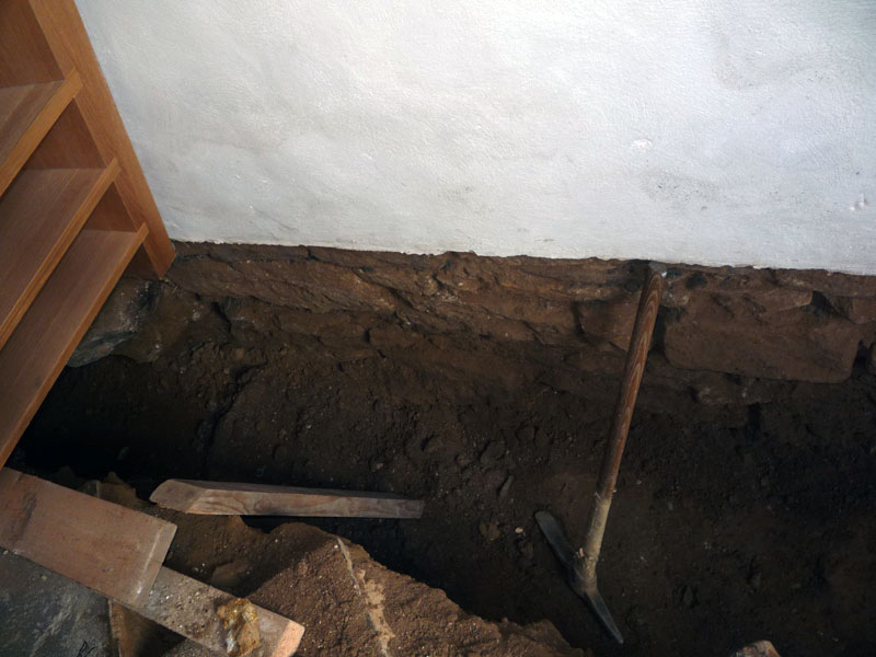 Odvodnění a oprava elektroinstalace — fotka 21