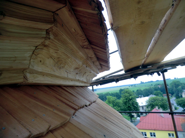 Vybudování sociálního zázemí a oprava střechy — fotka 18