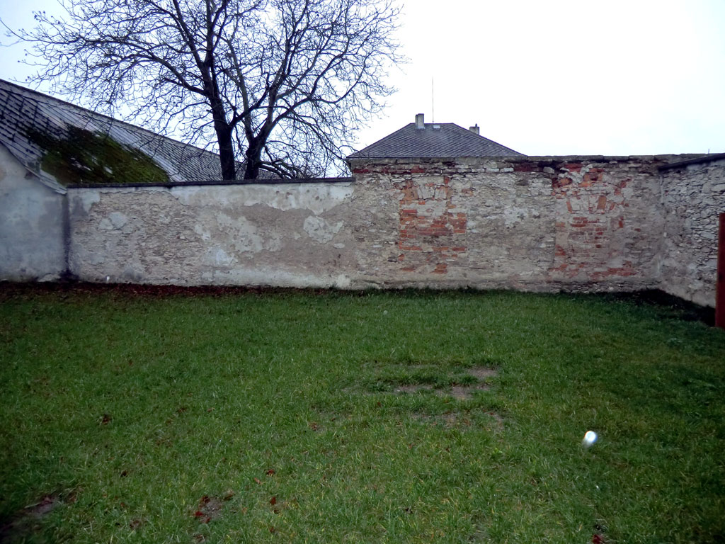 Zeď — fotka 3